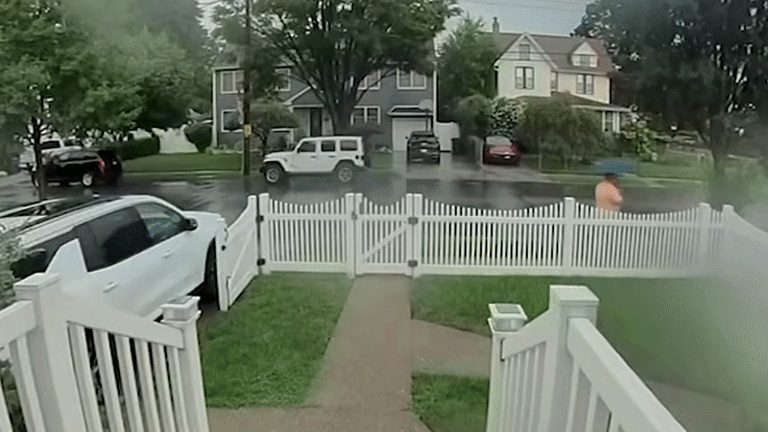Staten Island Staffer Survives Lightning Strike Credits Faith And Quick Aid