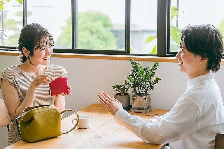 Survey Finds Gen Z Links Salary And Credit Score To Romantic Success
