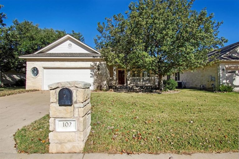 Texas Traditions Senior Community Offers Resident Led Events And Convenient Amen