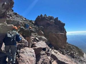 Three Hikers Rescued After Ai Guided Mount Shasta Climb Goes Awry