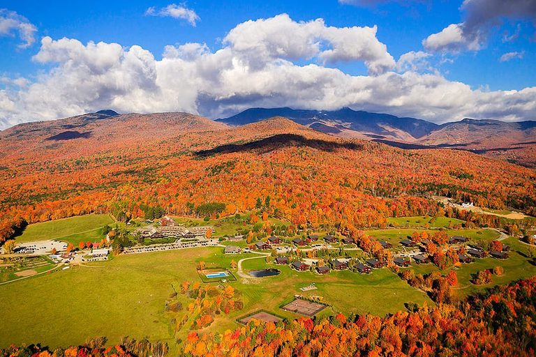 Top Fall Getaways Leaf Peeping Balloon Fiesta And Autumn Festivals