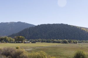Travel Lane Blocked On Wy 22 Near Skyline Ranch Drivers Urged To Expect Delays