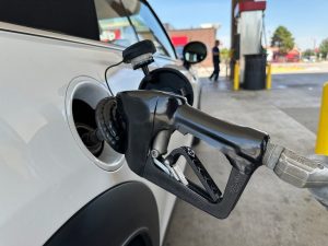 Tri State Drivers Face Record Gas Prices Ahead Of Labor Day Travel Rush