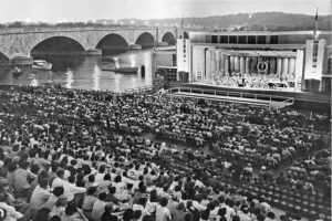 Trump Administration Proposes Promenade Linking Lincoln Memorial To Potomac