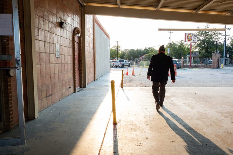 Trump Administration Tightens Military Immigration Rules Texas Families Feel Imp
