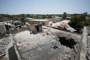 U S Guided Bomb Strikes Kill Five At Iranian Wedding In Kuhestak