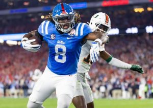 Ufl Opens Roster Spots For Former College Stars Stuck Between Nfl And Ncaa