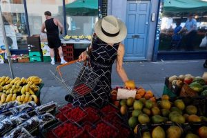 Uk Consumer Confidence Rises To Two Year High In September Gfk Reports