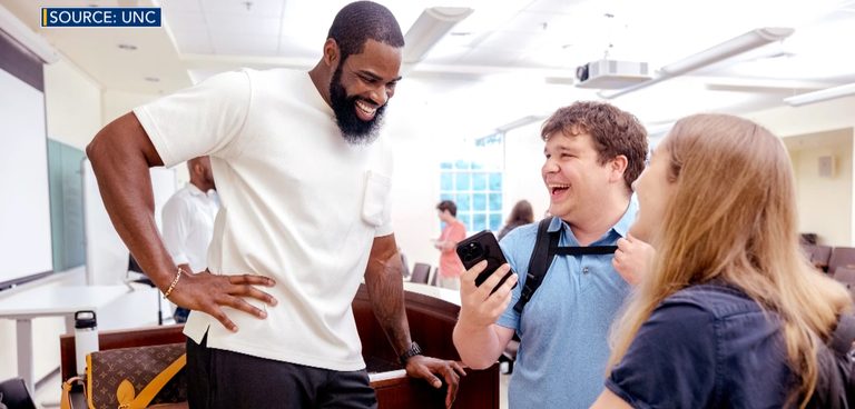 Unc Welcomes Nba All Star Antawn Jamison As Visiting Professor