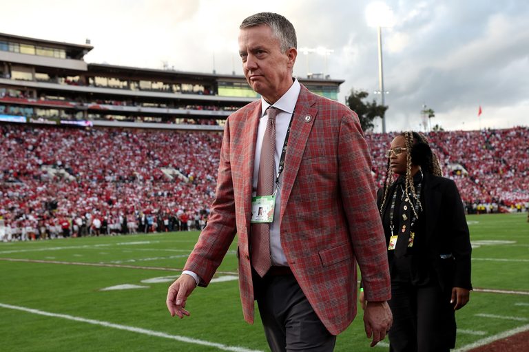 University Of Alabama Board To Vote On Extended Contract For Ad Greg Byrne