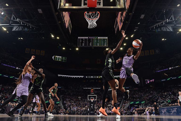 Valkyries Clinch Home Court Edge With 70 57 Win Over Seattle Storm