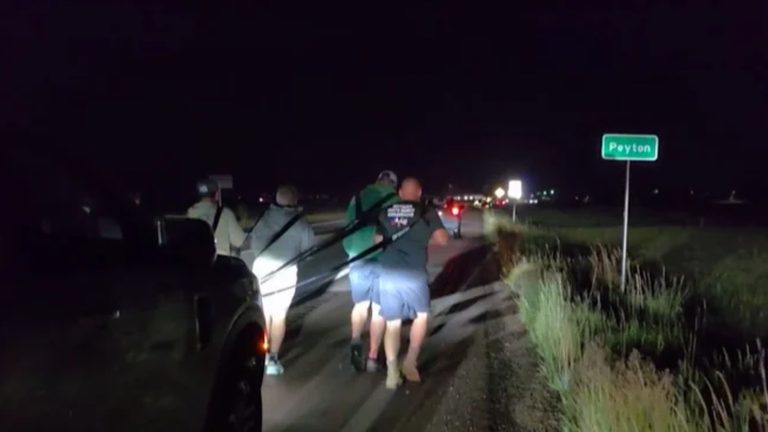 Veterans And Volunteers Pull Coffee Truck On Highway 24 To Spotlight Veteran Sui