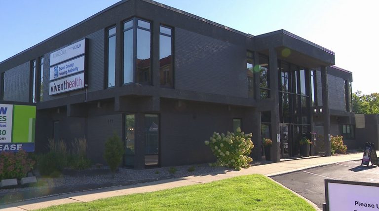 Vivent Health Opens Renovated Green Bay Clinic To Expand Hiv And Primary Care