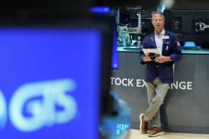 Wall Street Awaits Key Consumer Confidence Inflation And Jobs Data This Week