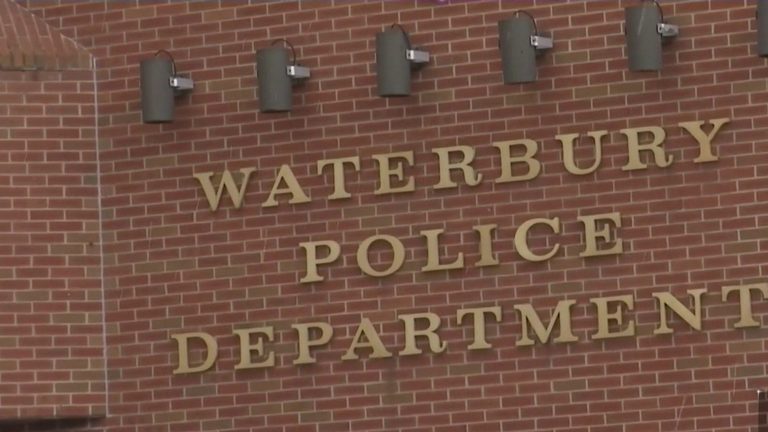 Waterbury Police Find 34 Year Old Woman Dead After 3 Year Old Child Found Wander