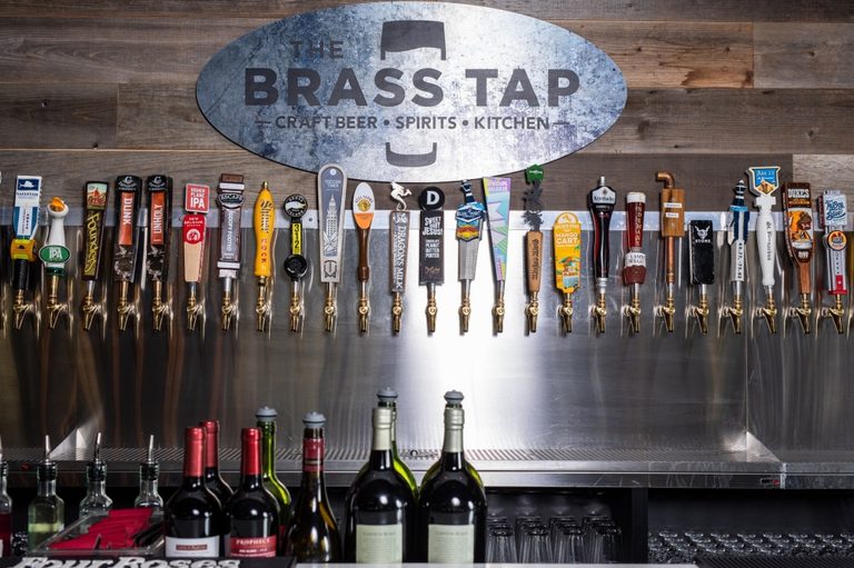 Weekend Family Fun In Lake Houston Gala Pub Crawl And Outdoor Movie
