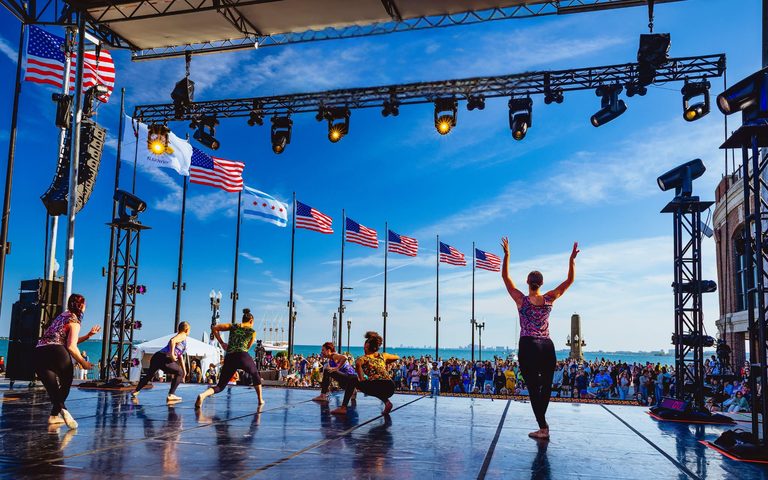 Weekend Guide Chicago Festivals Live Music Vintage Market And More