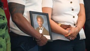 Wells Family Urges Mississippi To Keep Investigating Teen S Death After Grand Ju