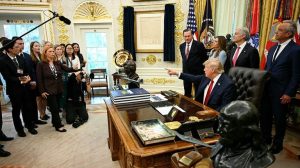 White House Defends Ban On Cnn Politico And Msnow Amid First Amendment Lawsuit