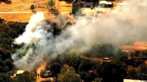 Wildfire Near Mcloud Forces Evacuations Damages Homes Burns 200 Acres
