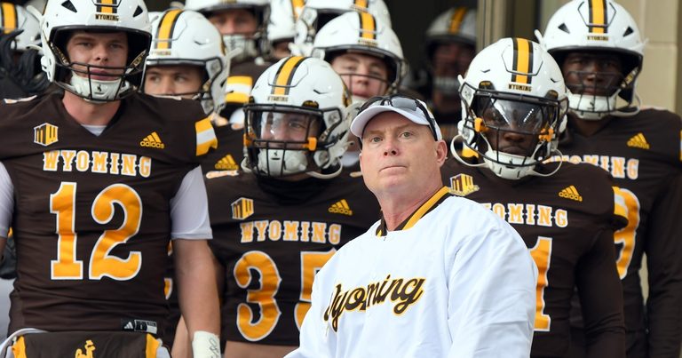 Wyoming Football Coach Sawvel Stays Confident Despite Early Season Struggles