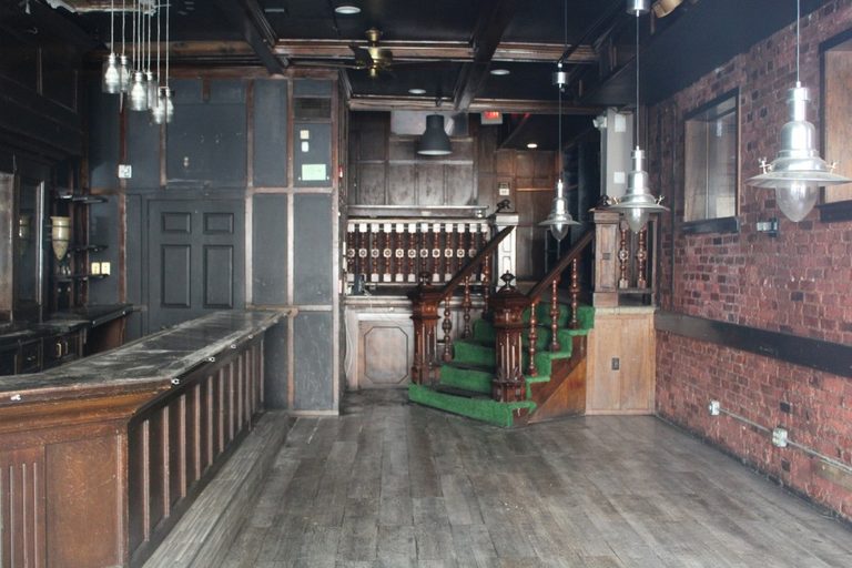 Yale Purchases 1150 Chapel Street Mixed Use Building For 2 05 Million