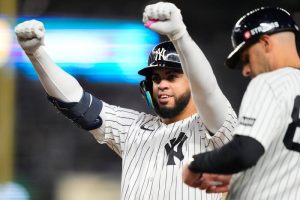 Yankees Sweep Red Sox 9 2 In Wild Card Series Advance To Alds