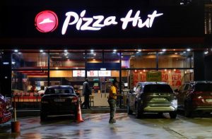 Yum Brands Completes 2 7 B Sale Of Pizza Hut Ceo Aaron Powell Steps Down