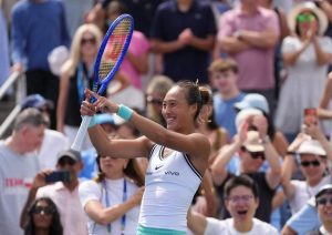 Zheng Qinwen Rallies From 5 0 Deficit To Defeat Madison Keys In Us Open Third Ro
