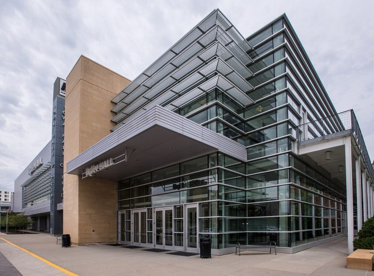 Iowa Events Center / Hy-Vee Hall — Des Moines