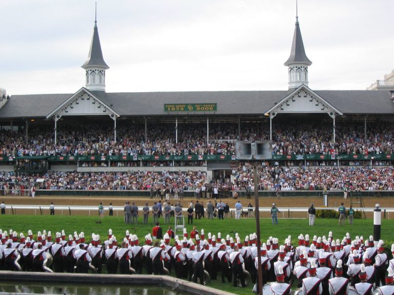Louisville Hosts Bands of America Regional Championships, Spotlighting Kentucky's Best Marching Bands