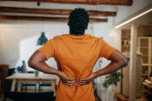 30 Second Side Stretch Helps Prevent Lower Back Pain Experts Say
