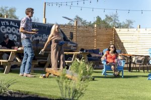 4 Sisters Bar Pavilion Opens In Spicewood Offering Full Service Bar And Event Sp