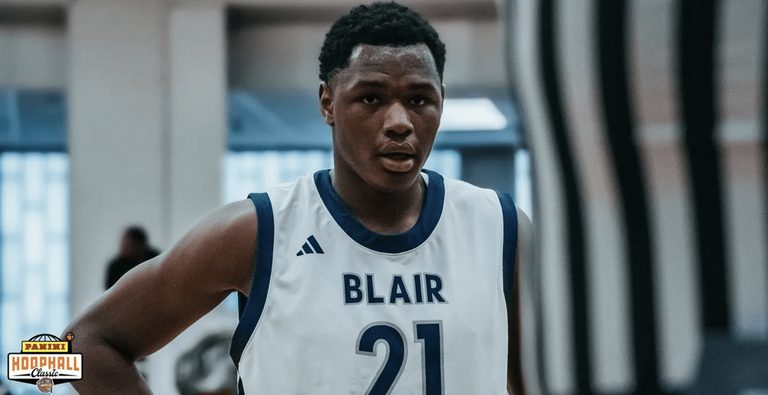 4 Star Center Kamsi Awaka Chooses Florida Over Arizona Michigan And Uconn