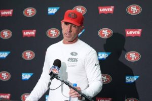 49Ers Aim To Stay Unbeaten Against Commanders In Monday Night Showdown