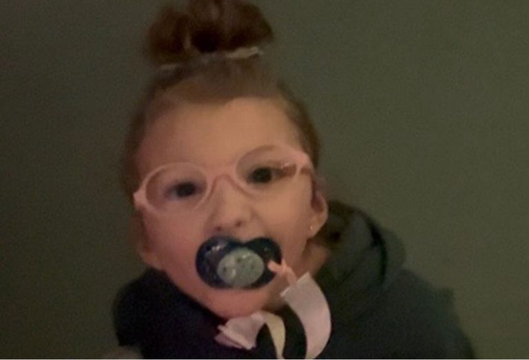7 Year Old Saylor Graham Poach Moves Out Of Icu After Bend School Shooting