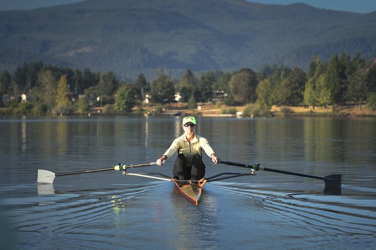 75 Year Old Eugene Rower Heads To Head Of The Charles Regatta