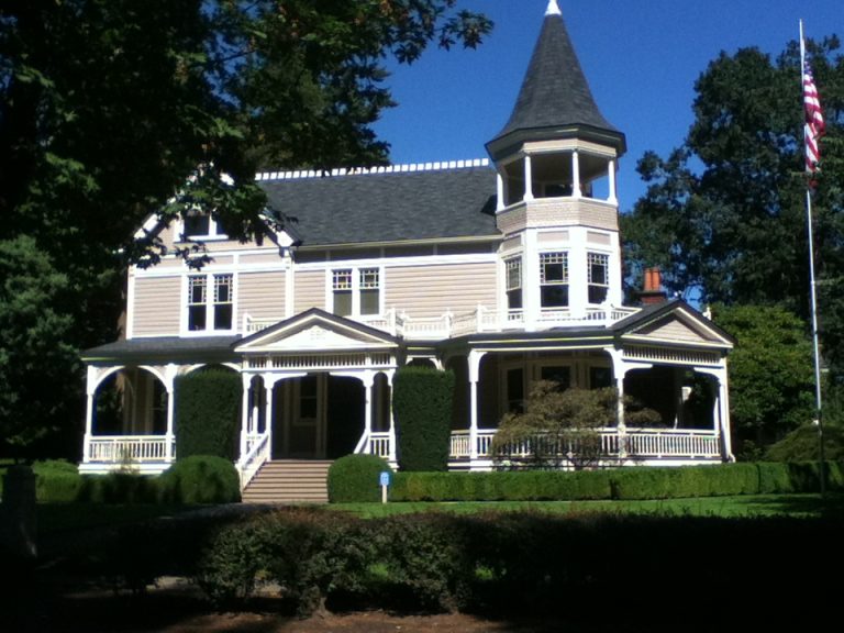 Officers Row — Marshall House — Vancouver