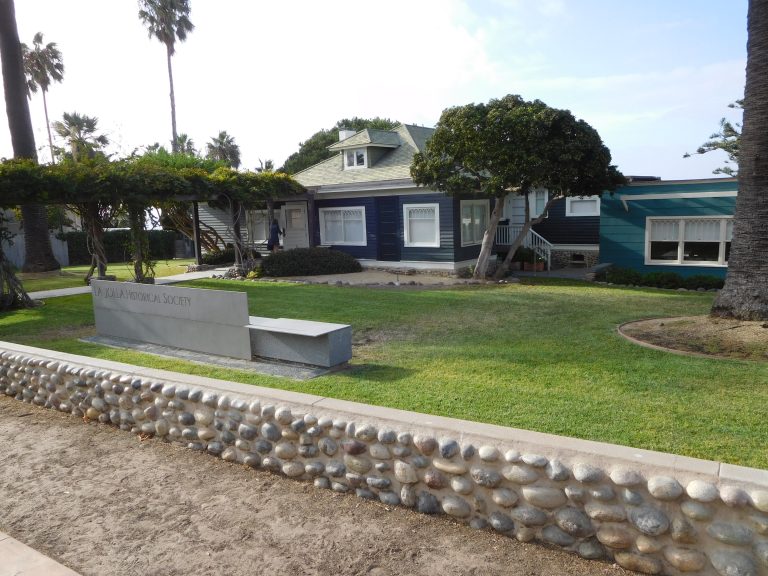 The Cottage La Jolla — San Diego