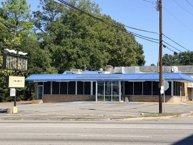 A Town Wings To Revive Buddy S Building On Lurleen Wallace Blvd In Early 2027
