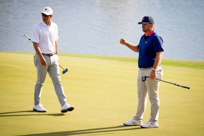 Adam Scott And Justin Thomas Surge Into Contention At Pga Tour Japan Event