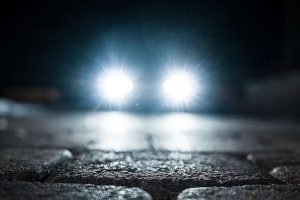 Adaptive Smart Headlights Approved For U S Roads Automakers Begin Rollout