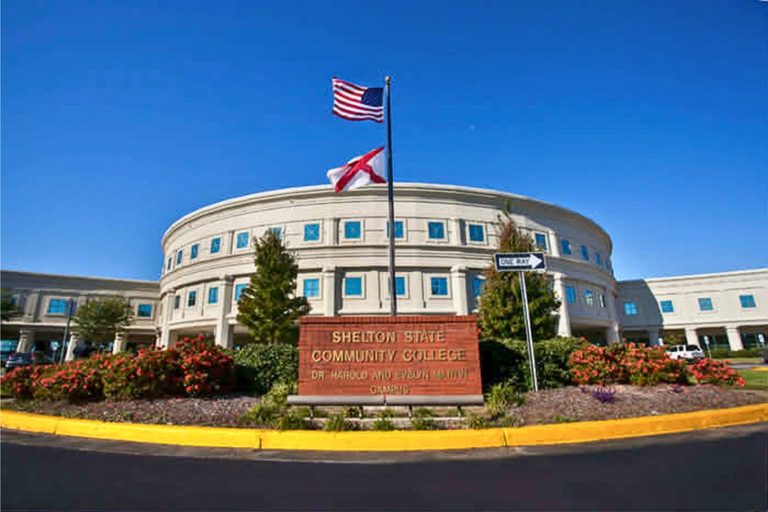 Alabama Community Colleges Near Record Enrollment For Fall 2026