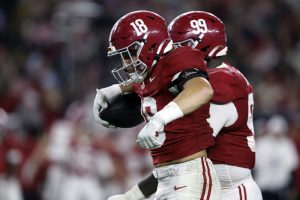 Alabama Falls 20 17 To Georgia Highlights Missed Calls And Officiating Concerns