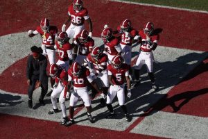 Alabama Holds Off Texas A M 31 20 Secures Open Week