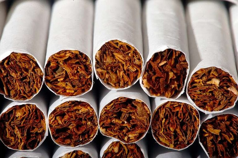 America S Historic Love Affair With Cigarettes And Its Health Fallout