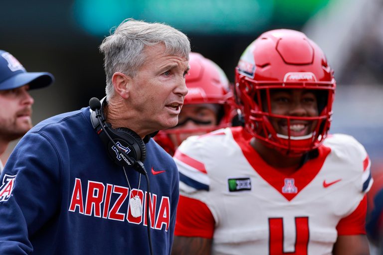 Arizona Wildcats Earn Ap Top 25 Spot Ahead Of Homecoming Clash With Iowa State