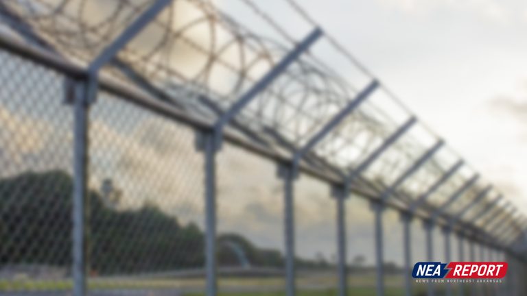 Arkansas Leaders Back Fcc Vote To Allow Prison Cellphone Jamming