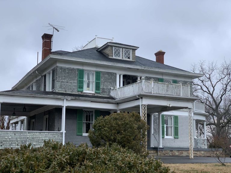 Arlington Board Considers Stricter Criteria For New Historic Districts