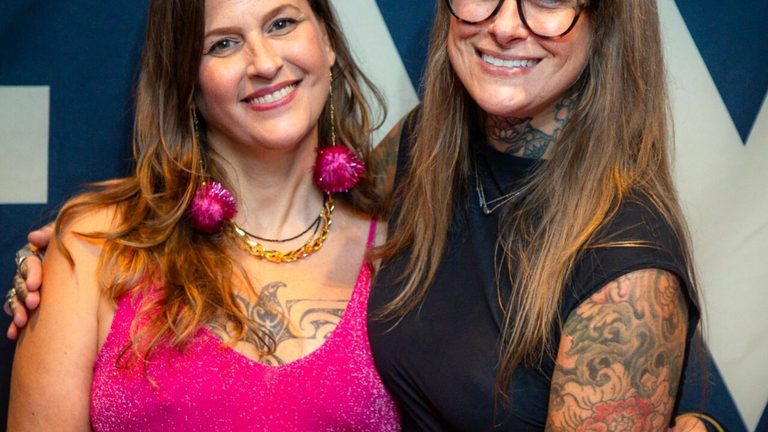 Arlington Mom Turns Breast Cancer Survival Into Fundraising Drive For Metastatic